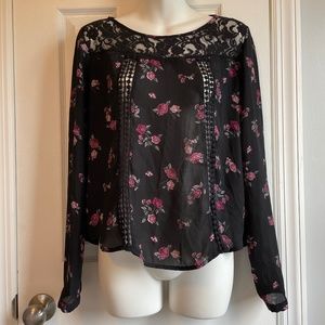 Xhilaration Floral Top nwot